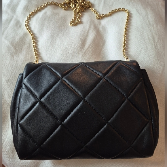 Salvatore Ferragamo Black Quilted Leather Mini Miss Vara Bag - Picture 2 of 16